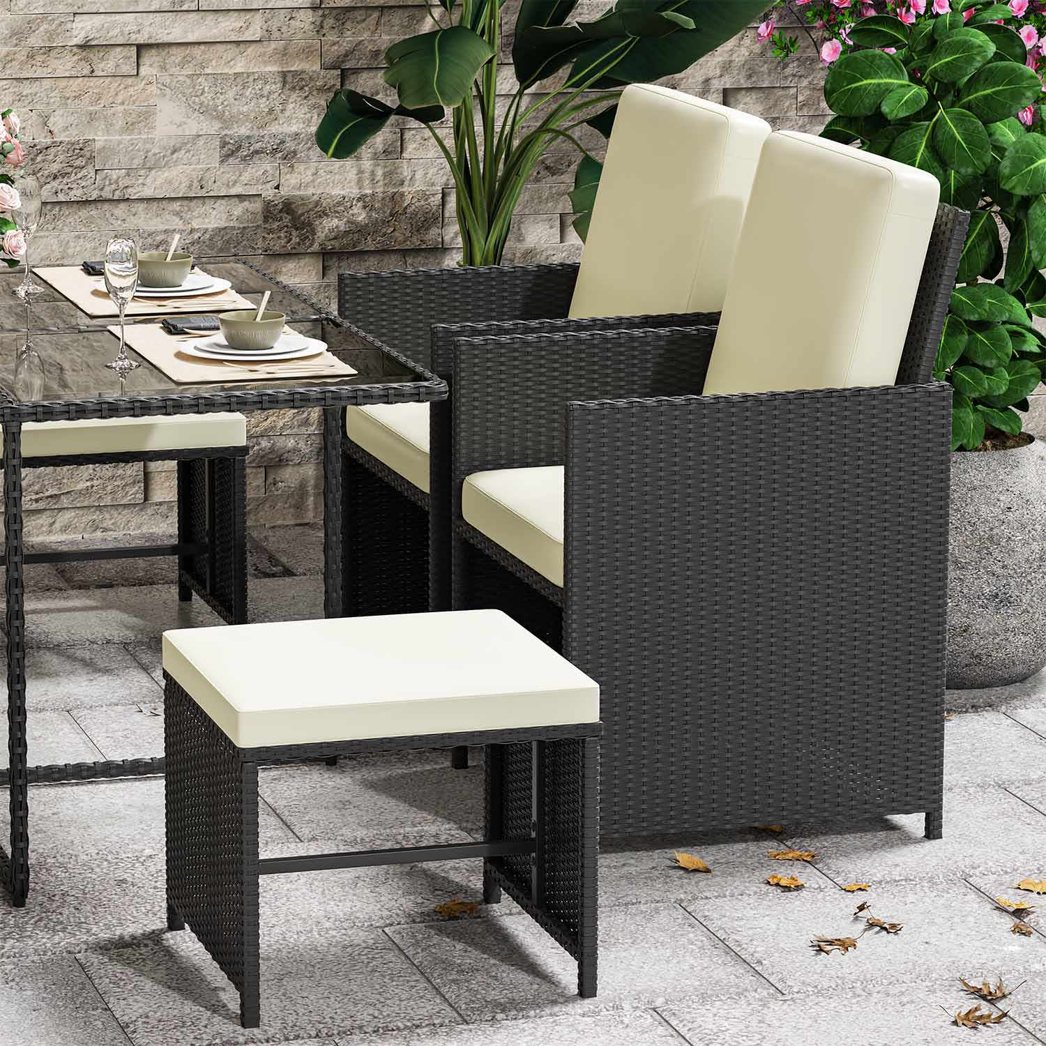 9 Pieces Rattan Garden Furniture Set with 1 Rattan Dining Table and 4 Rattan Chairs